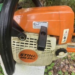 Stihl MS250 Chain Saw 