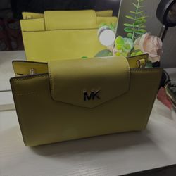 michael kors purse