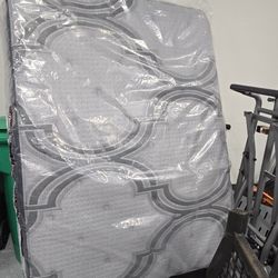 Full size mattress