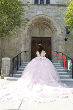Quinceñera dress
