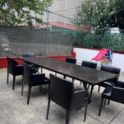 Maxalto dining Table With Leather chairs