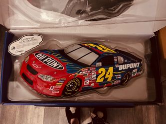 Jeff Gordon #24 DuPont NASCAR Die-Cast Car
