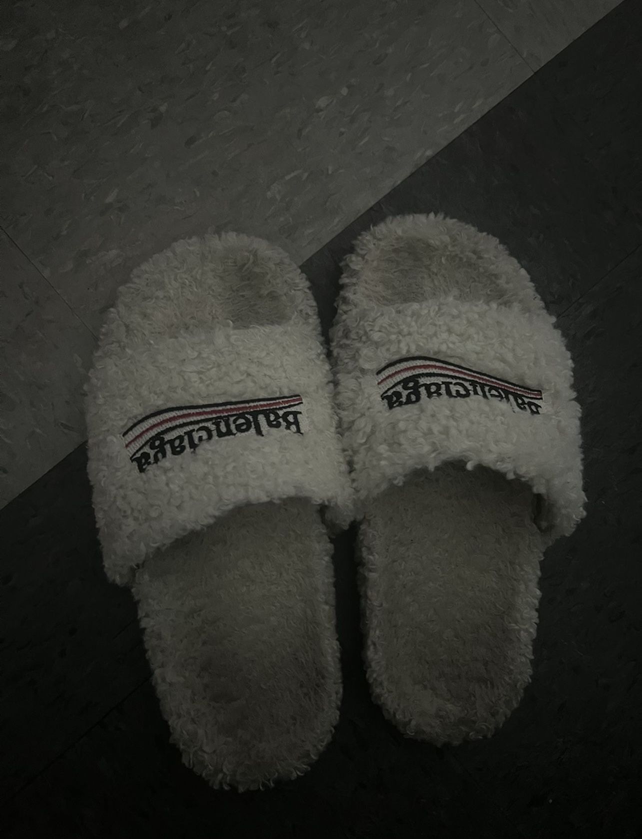 balenciaga slides