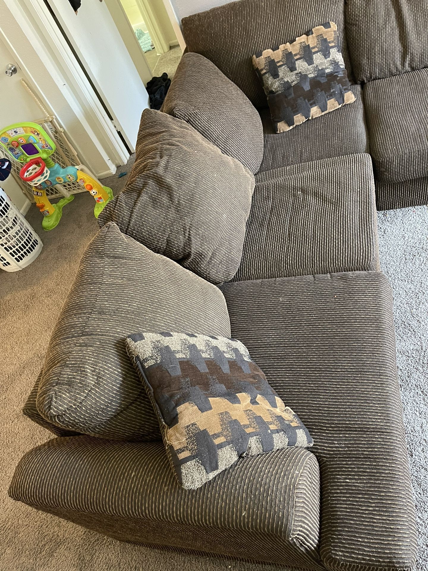 Used Couch Good Condition 