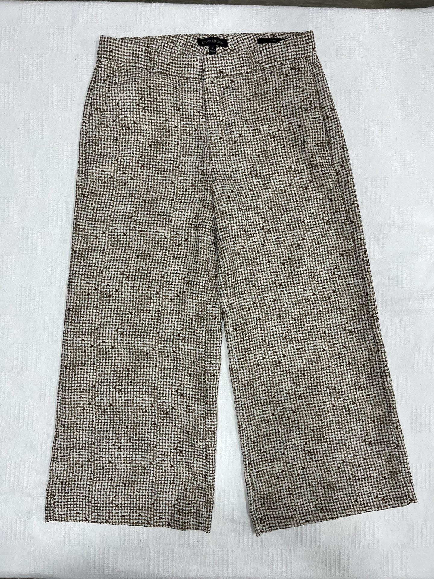 Banana Republic Blake Crop Pants Womens 6 Tan White Flat Front Wide Leg RN54023