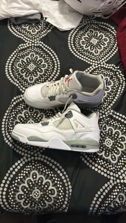 Jordan 4s