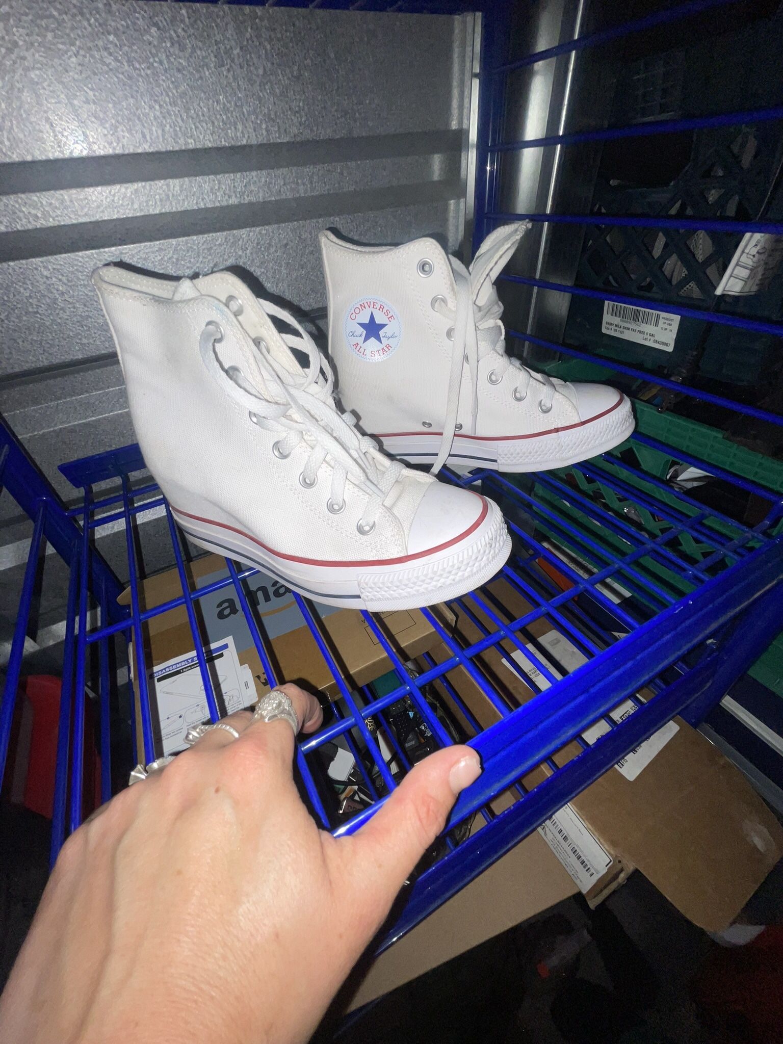 Converse