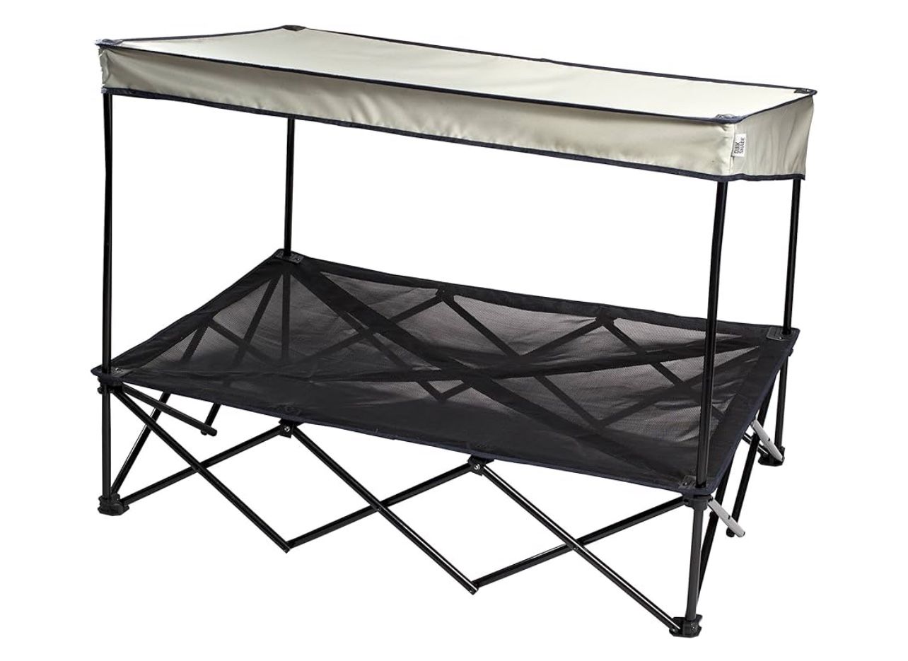  Portable pet shade bed with cover, gently used