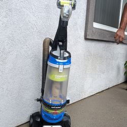 Vacuum Cleaner 