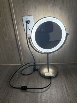 Makeup Mirror With lights