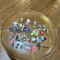 Mini Figuritas. 