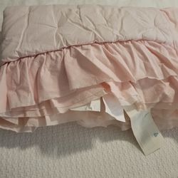 Pottery Barn kids Baby Girl Quilt And Crib Skirt