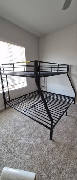 King Bottom / Queen Top Bunk Bed
