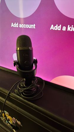 Blue Yeti Microphone  🎙️