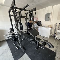 Vesta Fitness Smith Machine 2001 w/Bench Attachment | 230lb Bumpers Weights | 7ft Olympic Bar | Fitness | Gym Equipment | FREE DELIVERY 🚚 