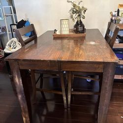 Dinning table 5 chairs