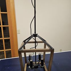 4 Bulb Wood And Black Candelier 