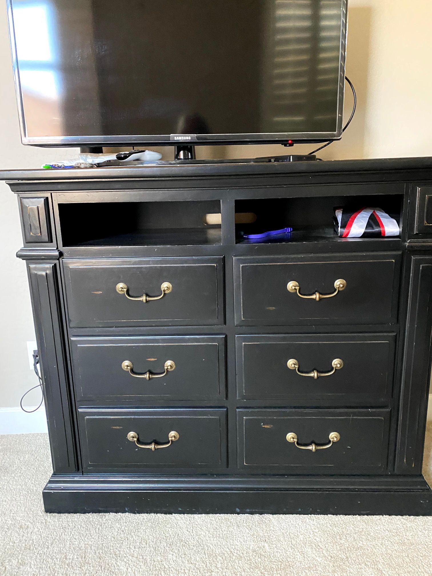 Bedroom Dresser/ Media