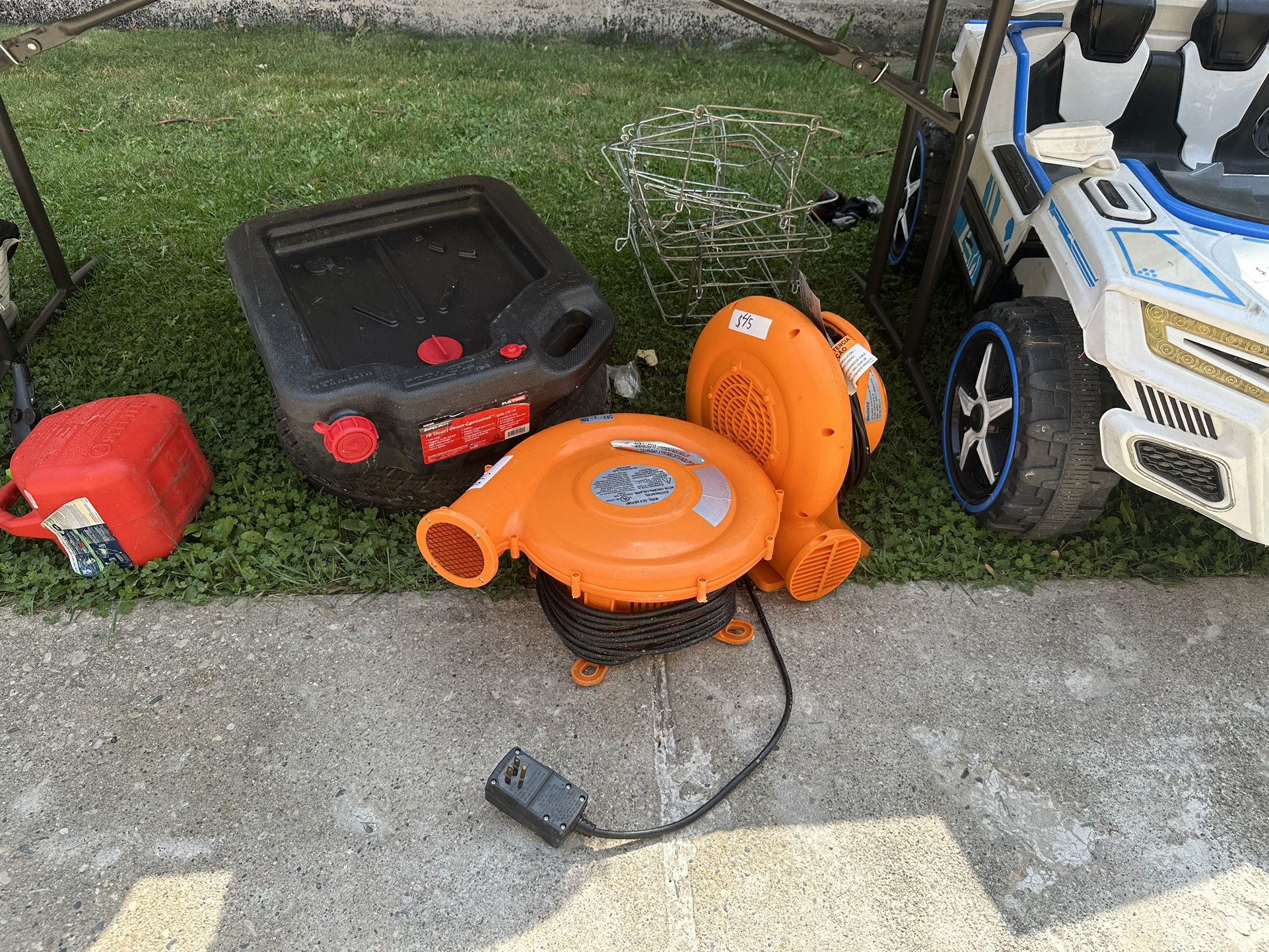 Indoor Outdoor Inflatable Blower Fan for Holiday Party Decoration Bounce House Jumper Game and Display Structures