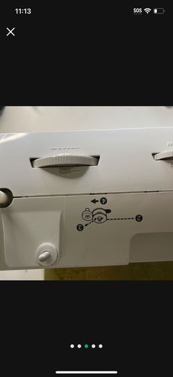 Sewing Machine Like New