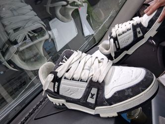 Louis Vuitton LV  Sneakers