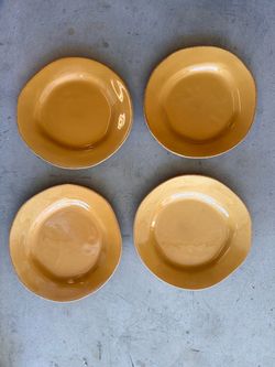 Set of 4 Pier 1 "Elemental Honey" 12" Dinner Plates - Pristine Condition