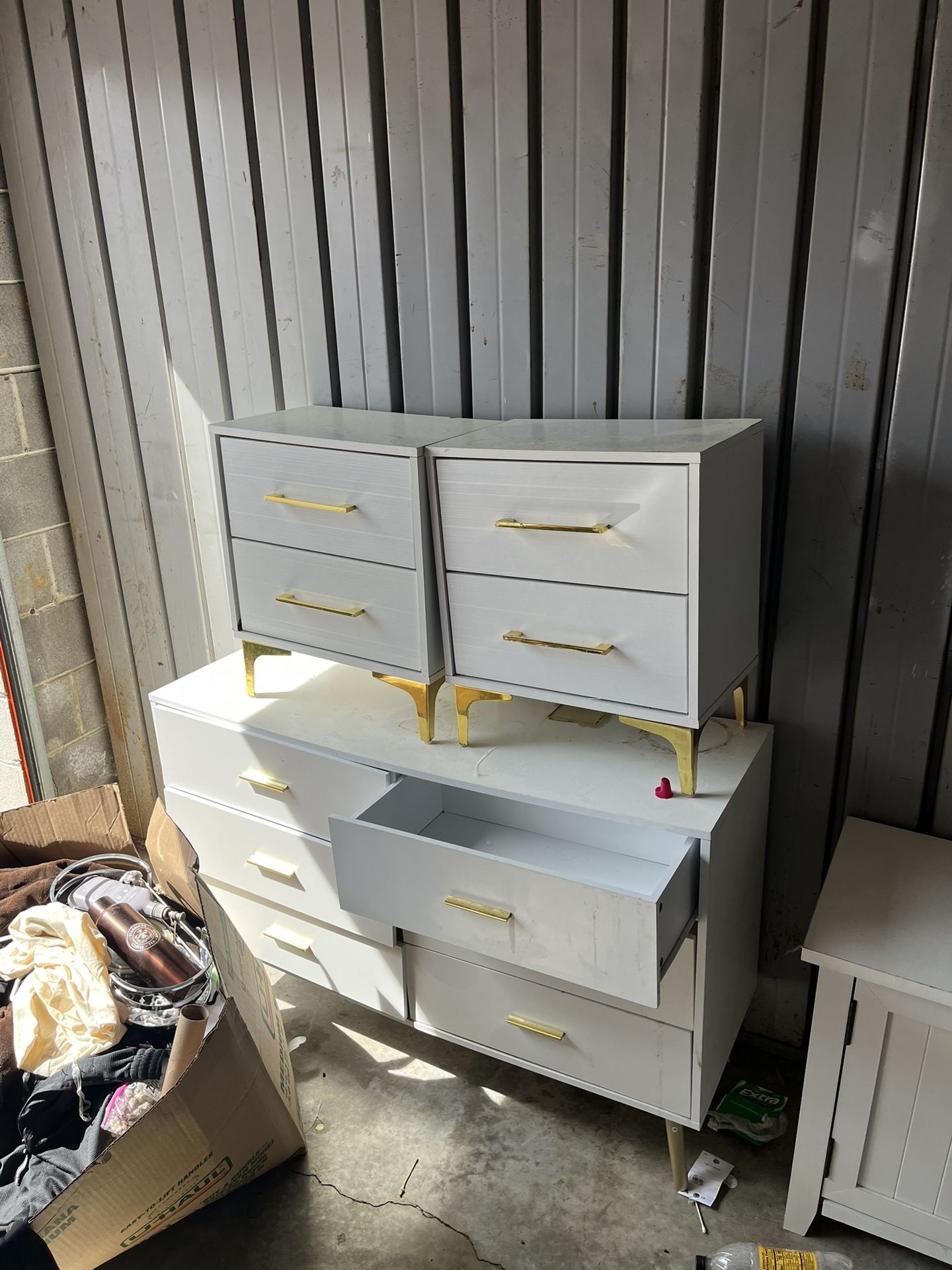 Two Night Stand And Dresser