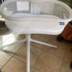 FREE Halo Bassinet 