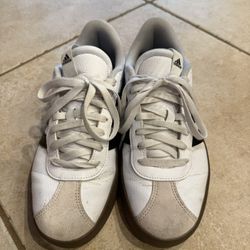 women's adidas court shoes size 9.5