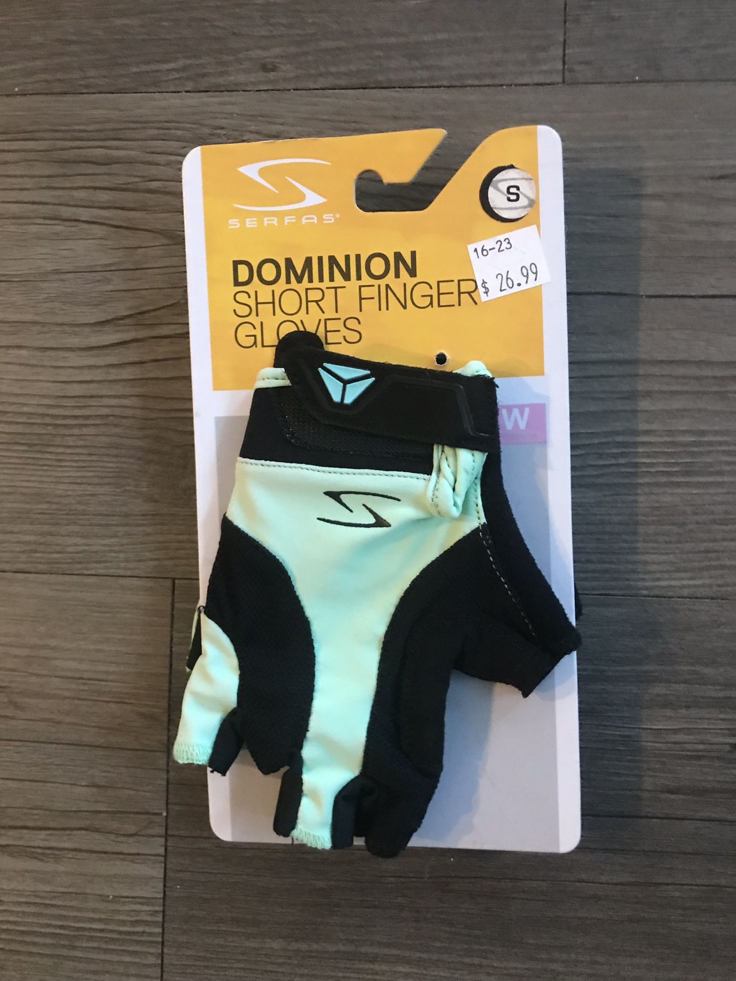 NWT Women’s Serfas Cycling Gloves - Small