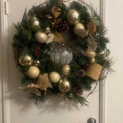 32 Inch Christmas Wreath
