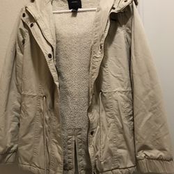 Size : S , Never Worn