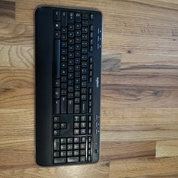 Bluetooth Multi device Keyboard 