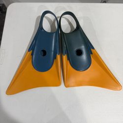 Churchill Fins