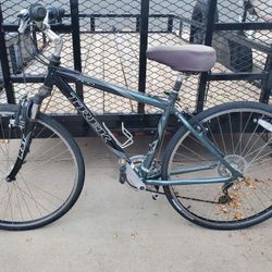 Trek 7100 multitrack bicycle