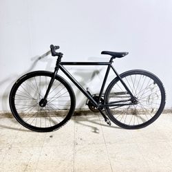 Matte Black Single-Speed / Fixie Bike