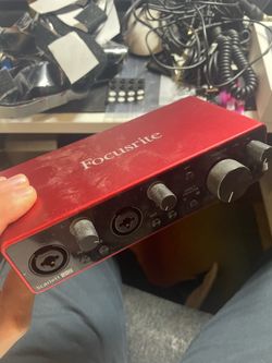Focusrite Scarlett 2i2