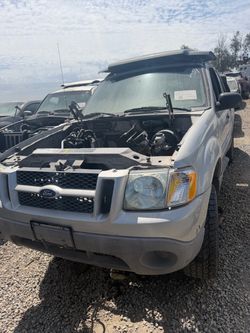 2004 ford explorer sport trac for parts only