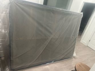 Queen mattress box spring