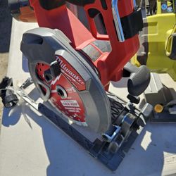 Milwaukee  Skill Saw 