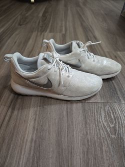 Nike woman size 8.5