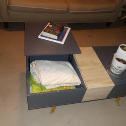 Wood Coffee Table-Used-grey/Natural Wood Color