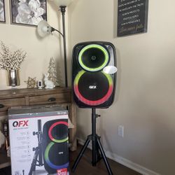 QFX 15” Bluetooth Rechargeable Party Speaker with Microphone , LED Party Lights  & Stand Included 🔊🎤🎶🔊🎶🎶  Brand new 