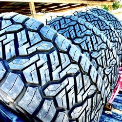 35x12.50 20 Nitto Recon Grapplers tires