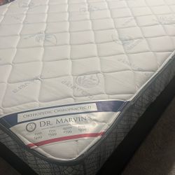 Twin Orthopedic Chiropractic II MATTRESS, Box Spring and Steel Frame