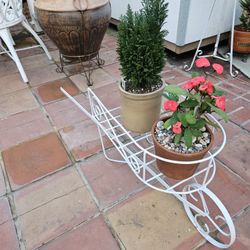 Wheelbarrow