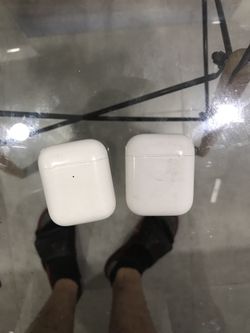 2 pair of AirPods original