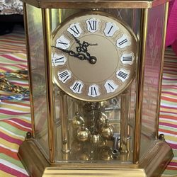 Kundo Clock