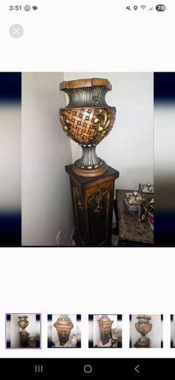 Decorative Urn Vase with Pedestal Stand