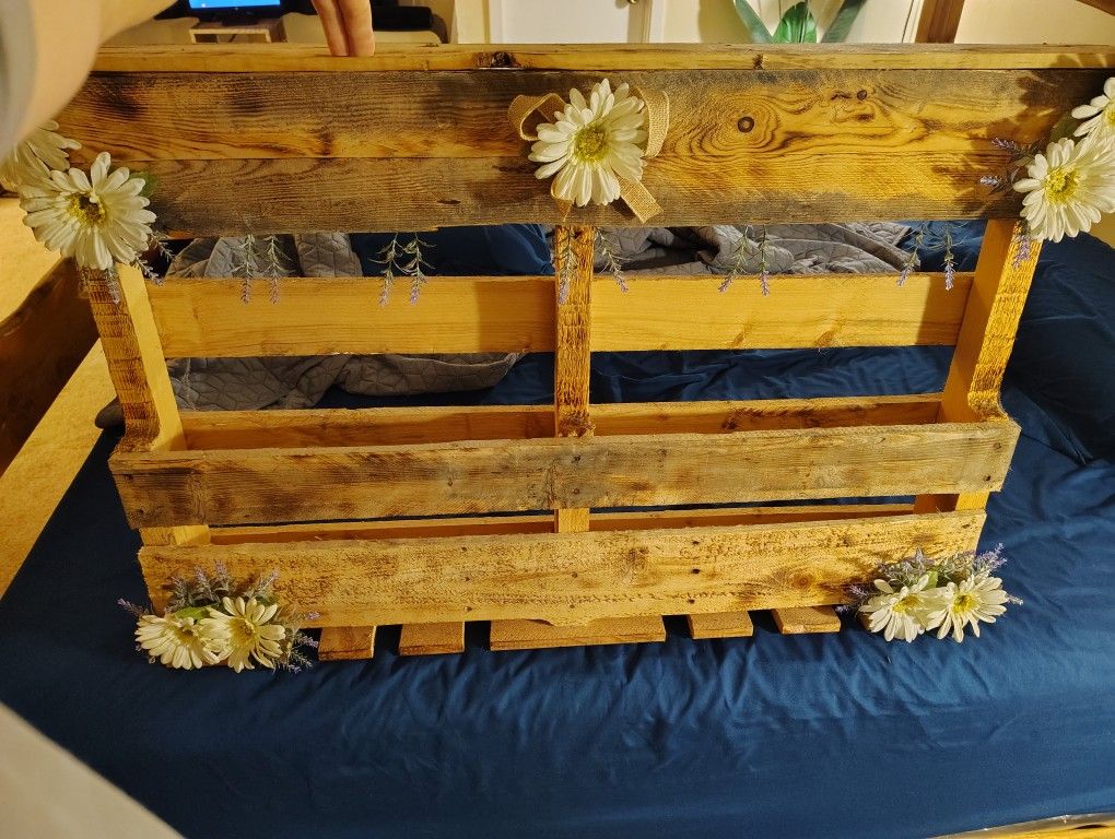 Wine Rack And Bottle Holder 